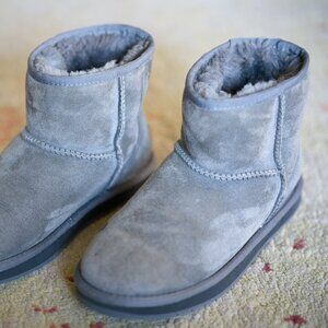 Light Grey Ugg Original FROM AUSTRALIA Mini Sheepskin Boots M6 or L7